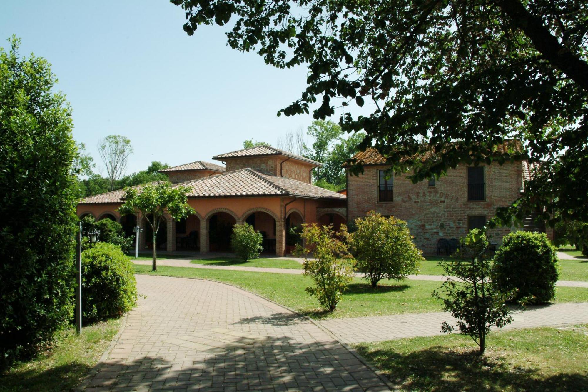 Agriturismo La Fattoria Panicarola Exterior photo